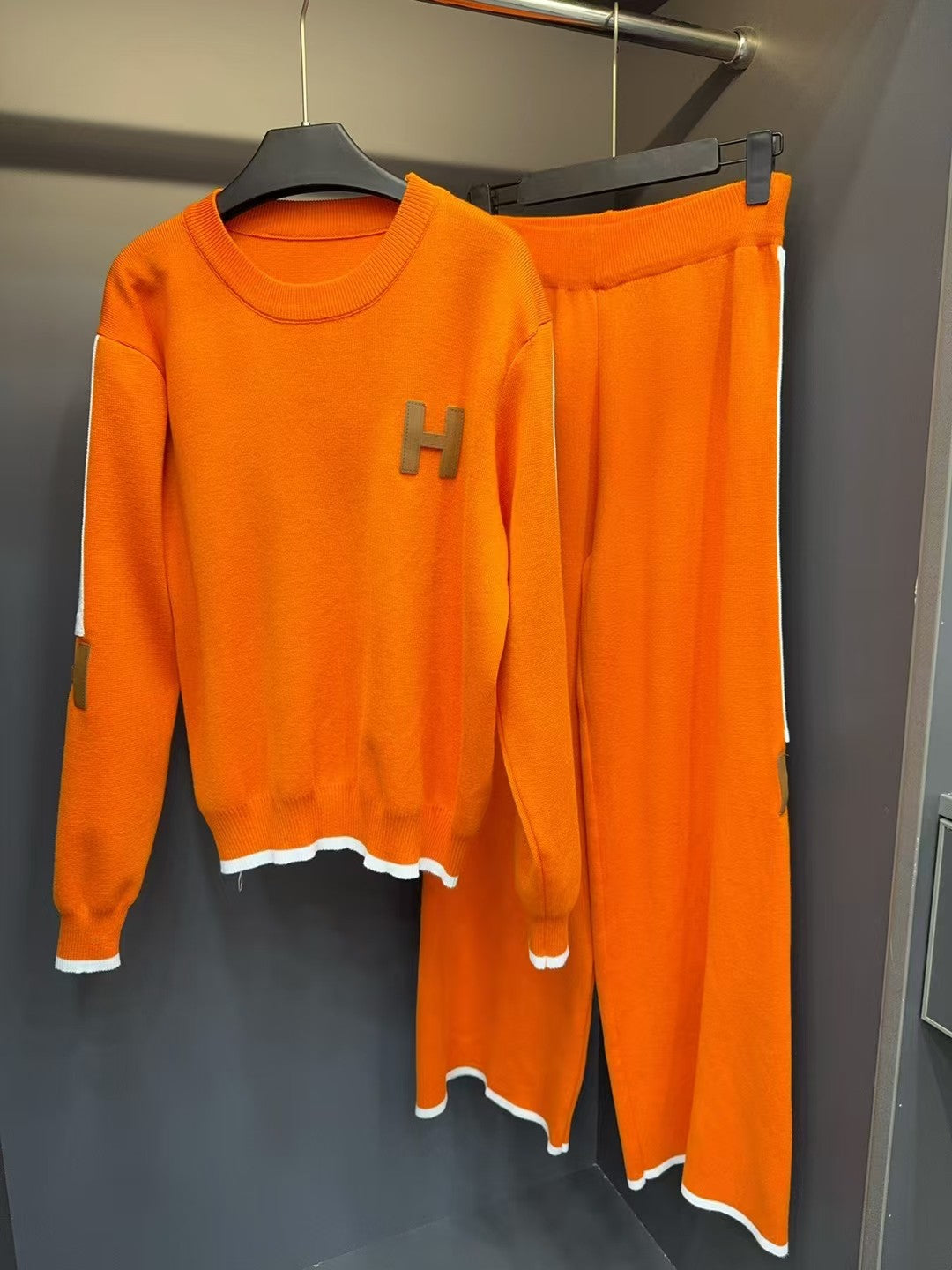 HMS Fashion Women's Knitted Suit 0725022108