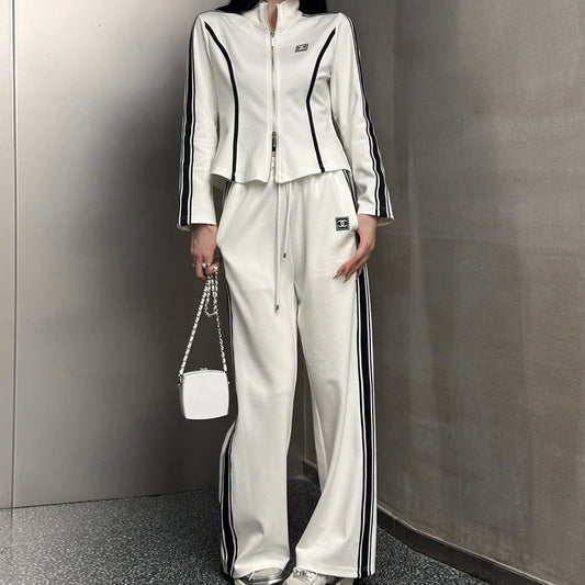 New high-end sportswear set for early autumn 1024080502