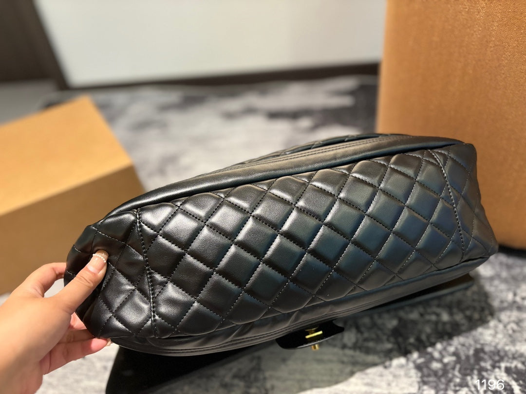 CNL fashionable diamond pattern handbag 0724082906