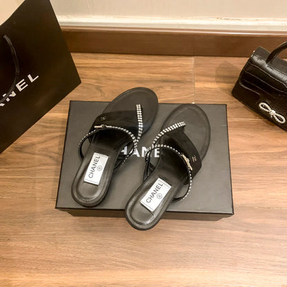 New fashion and versatile flip-flops 1025030405