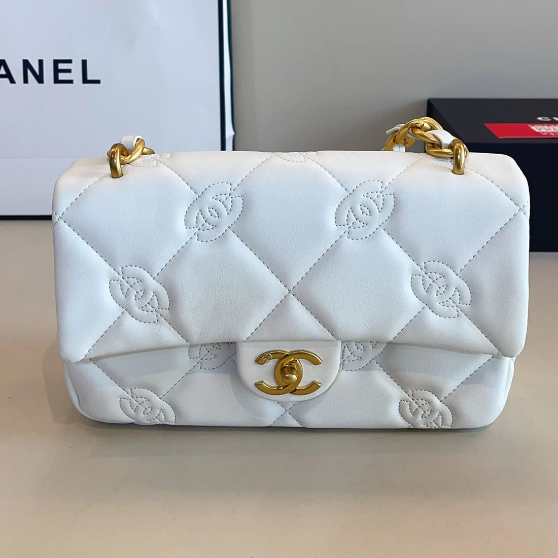 Luxury and fashion versatile shoulder bag 1025032001