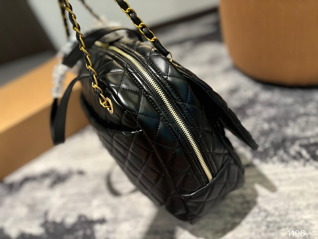 CNL fashionable diamond pattern handbag 0724082906