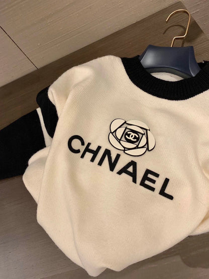 CNL Fashion Camellia Sweater 0724012302