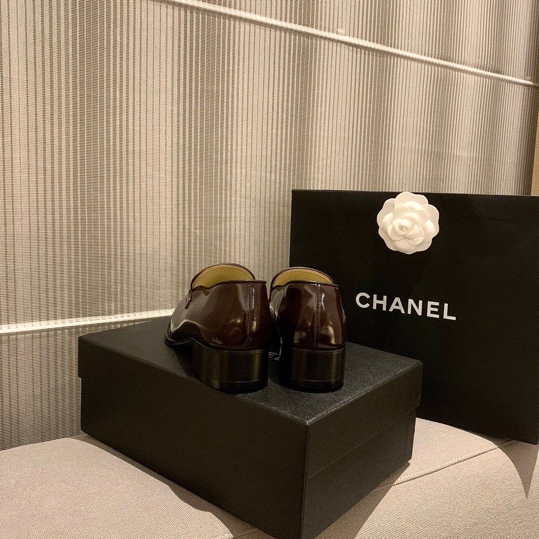 Classic Logo Loafers 08231211LCJ07