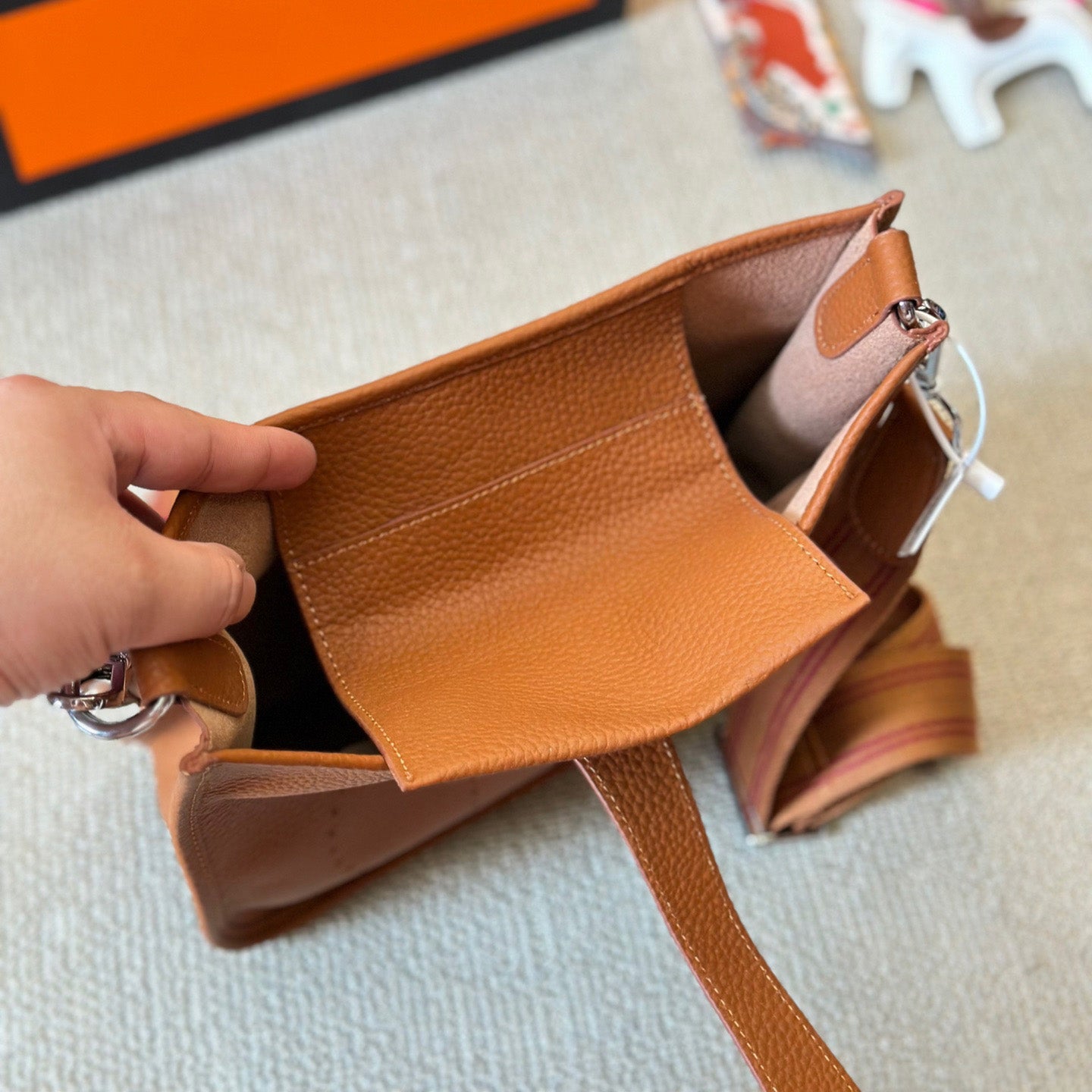 HM Evelyn Shoulder Bag 1824062401