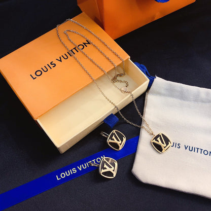 Titanium Steel L-Shaped Necklace 1025092221