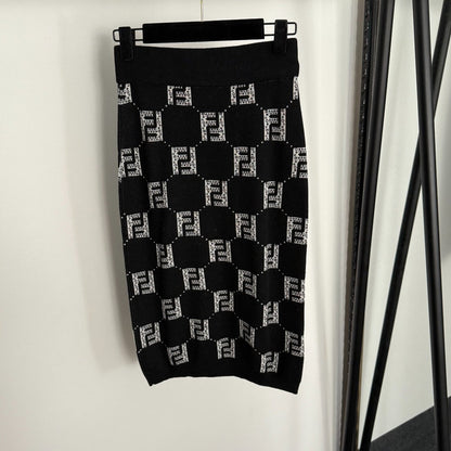 New Color-Blocked F-Letter Knit Skirt 1025092316