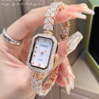 Noble Lady's Wristwatch 1025092608