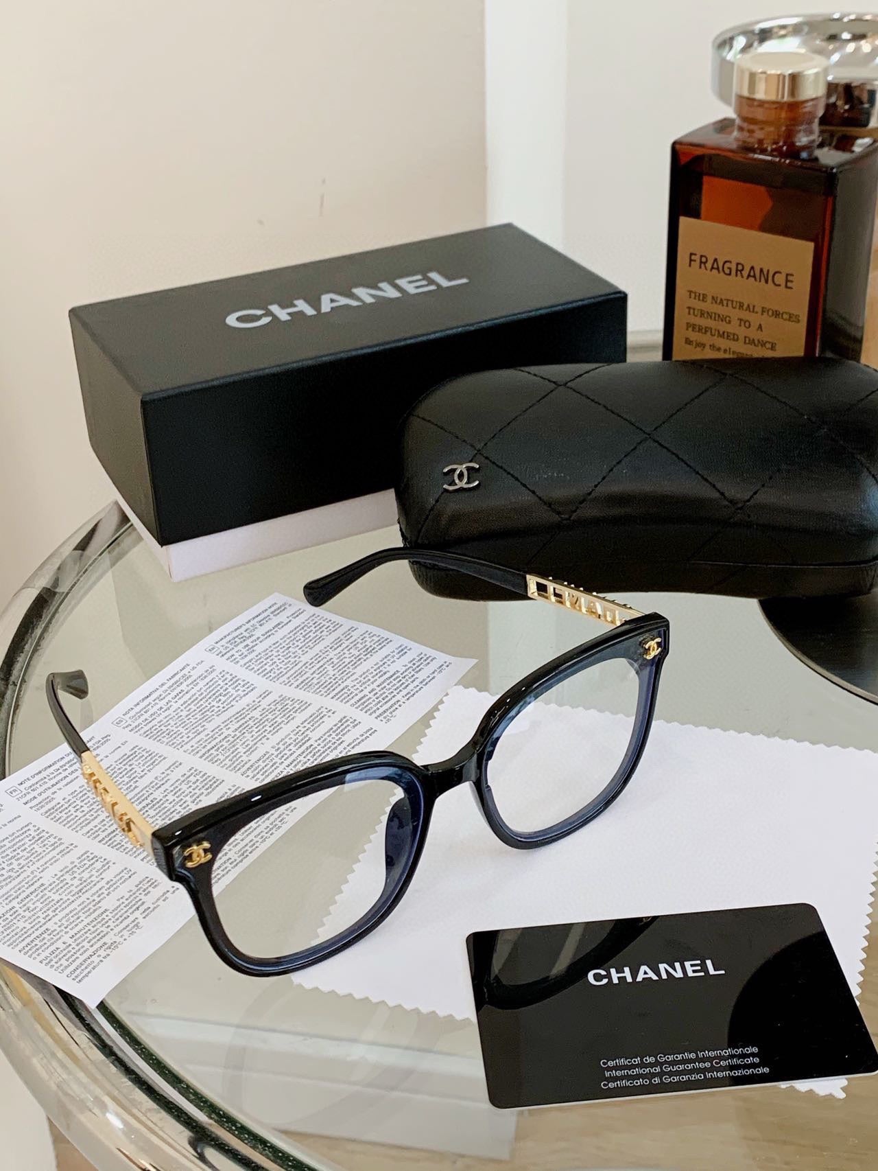 Transparent plain hollow gold label glasses XC0823101909