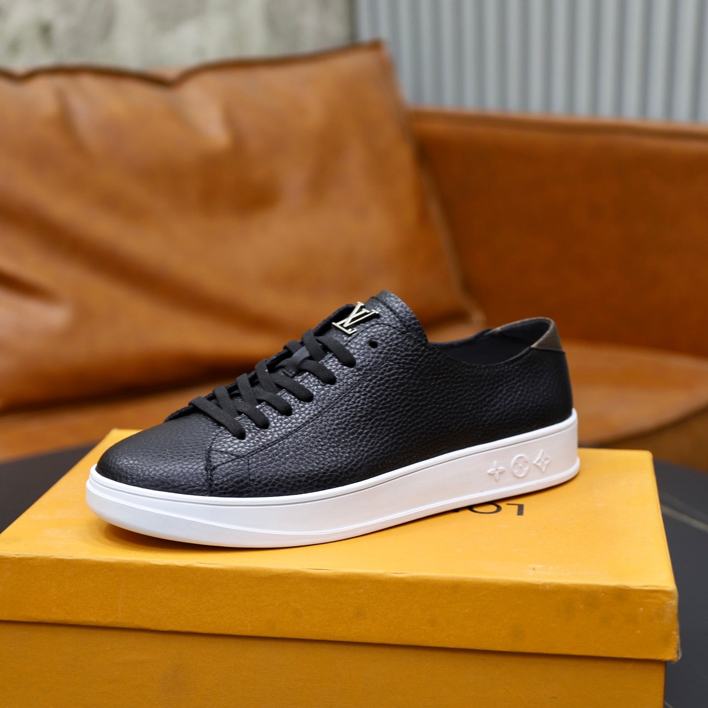 Lvv cowhide casual sports sneakers 0724091603