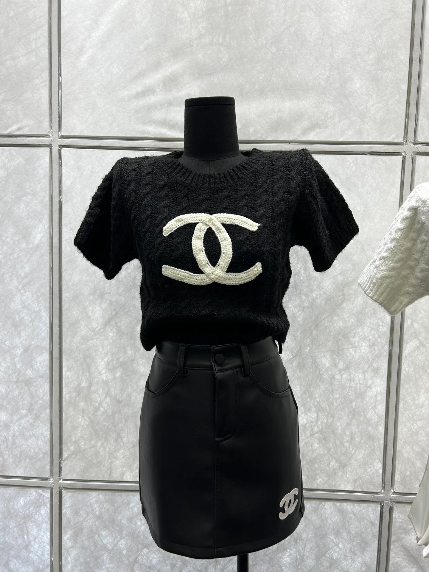 CHA Woven Crop Top 0724022010