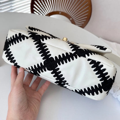 New fashionable versatile crossbody bag 1024012311