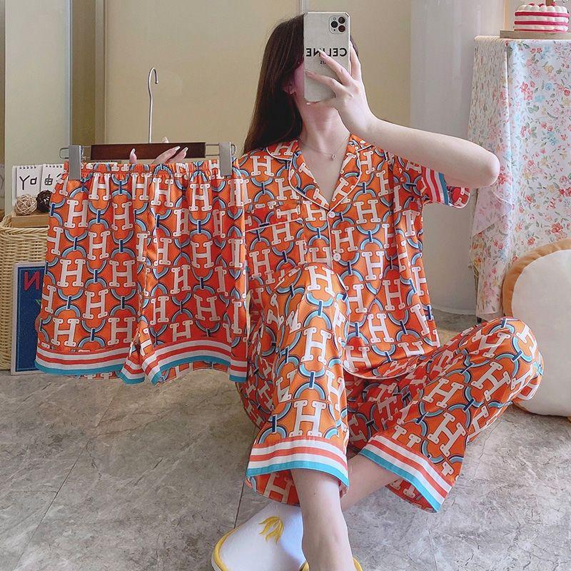 New Ice Silk Thin Short-sleeved Trousers Women's Three-suit 1024032530