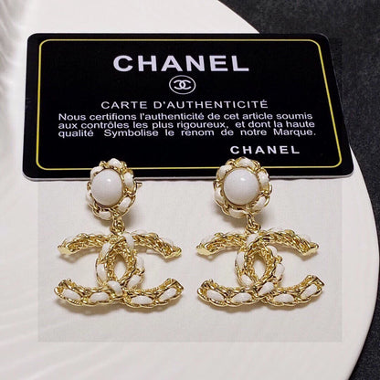 New fashionable and versatile earrings 1024072910