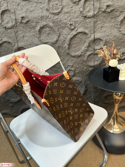 V fashion printed inner red Tote bag 0724082912