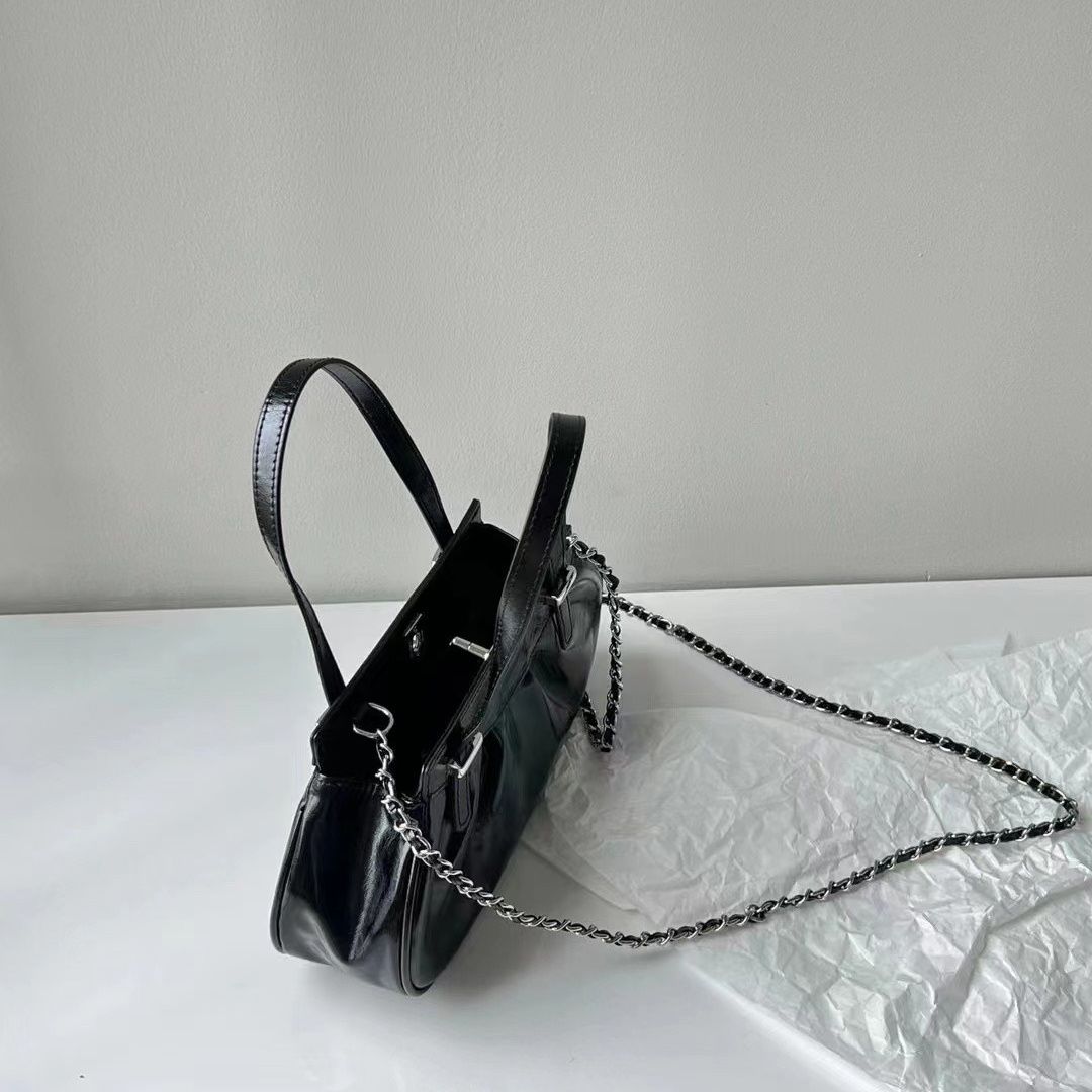 Fashion new commuter pleated cloud bag PD1023080122