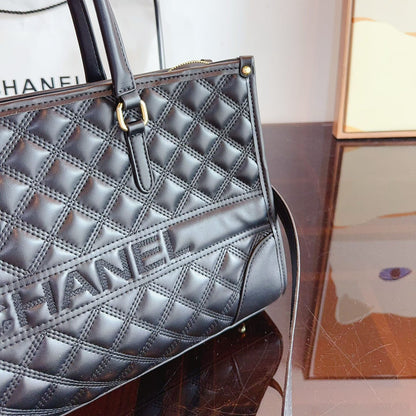 CHL Classic Tote XC24092508