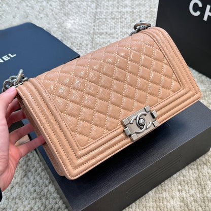 Quilted Caviar Silver Lock Bag 1824050305