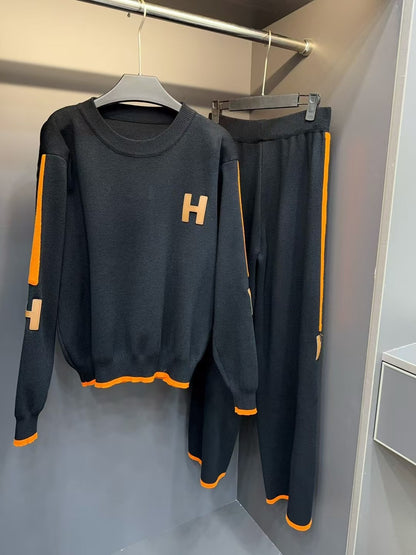 HMS Fashion Women's Knitted Suit 0725022108