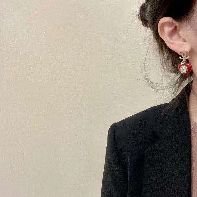 Love earrings XC0823072401