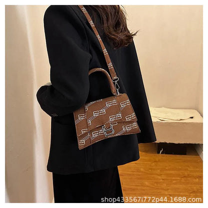 New Fashion Shoulder Bag Retro All-match Portable Small Square Bag 1024041616