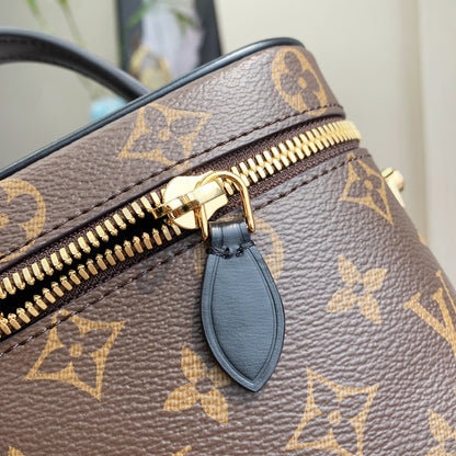 Luxury-VL VANITY Small Handbag Cosmetic Bag PD0423081608
