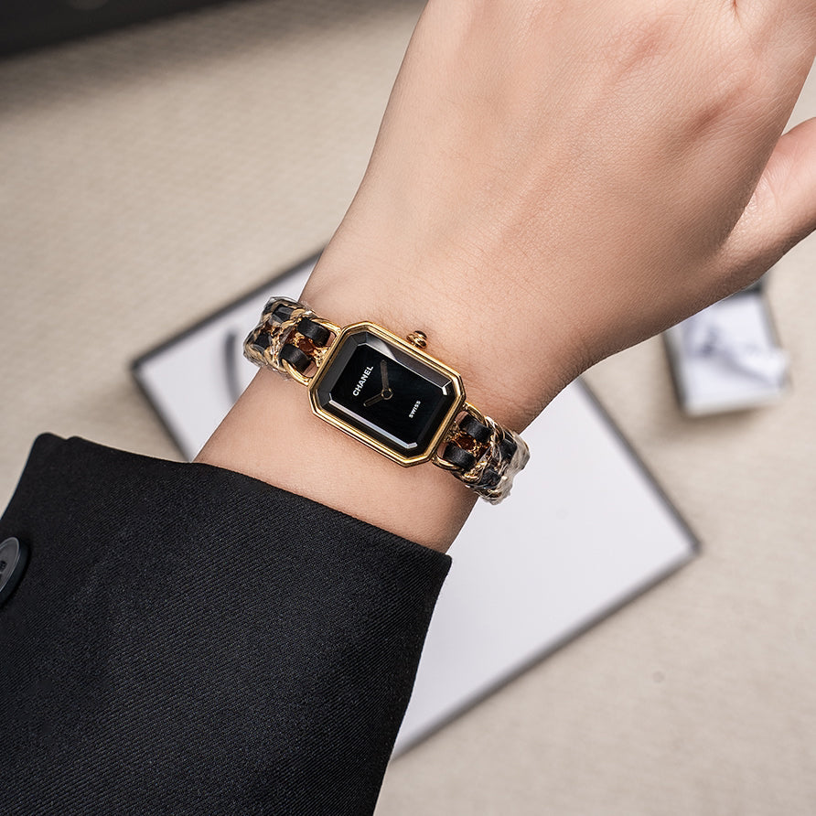 New Women's Sugar Cube Watch 1025092611