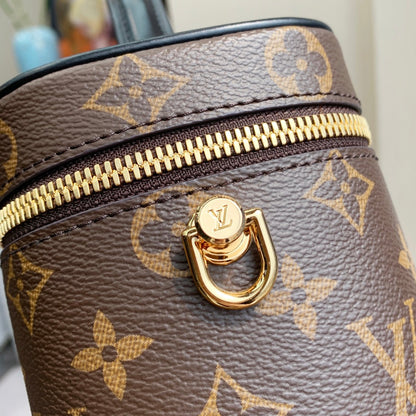 Luxury-VL VANITY Small Handbag Cosmetic Bag PD0423081608