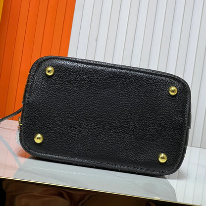 L Co-branded Bucket Bag 1025061708