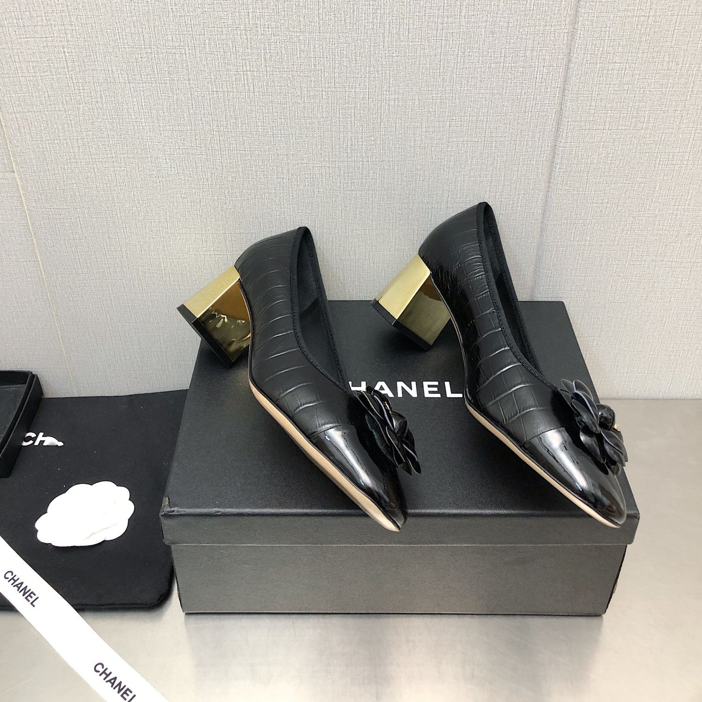 CNL-low-heeled slip-on sandals XC07062911