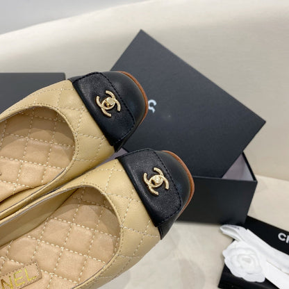 New Diamond Pattern Smooth Leather Espadrilles With Gold Metal Double C