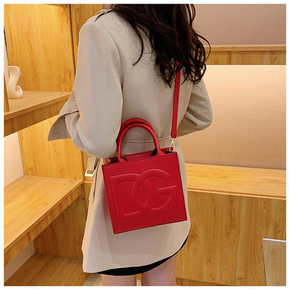 New Fashion Versatile Handbug 1023121903