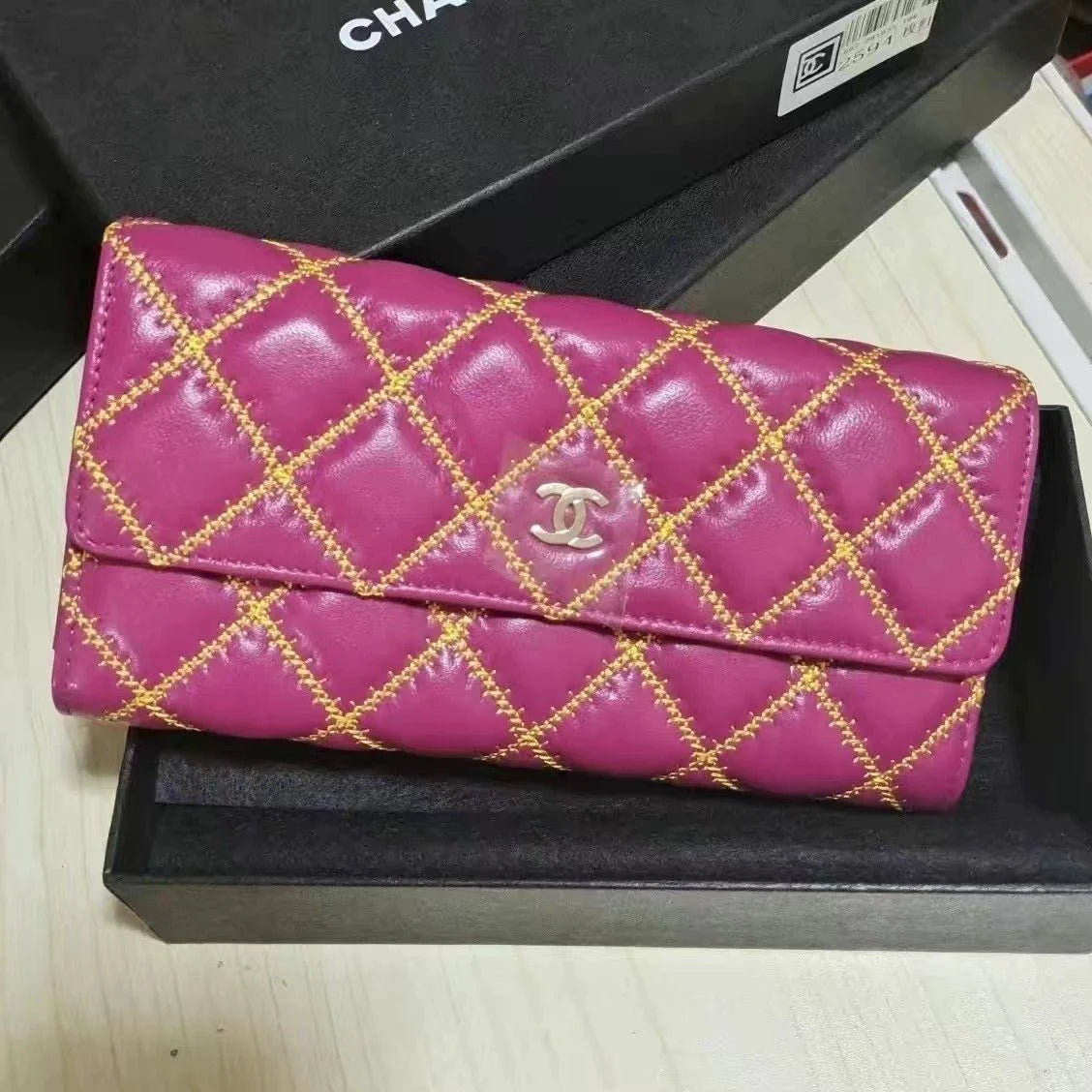 New Rhomboid Sheepskin Wallet 1024031312