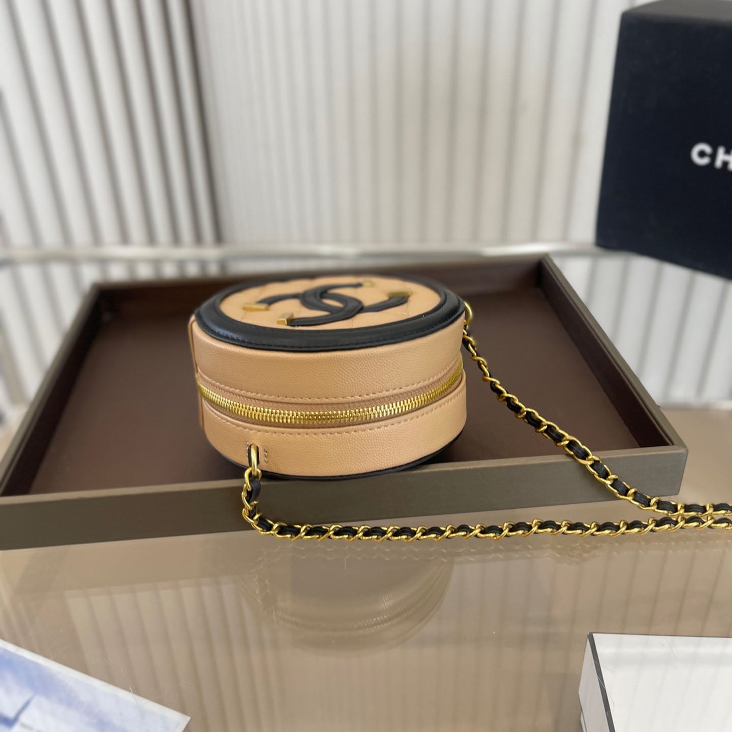 Brown Retro Small Round Cake Bag WLFBG23021722