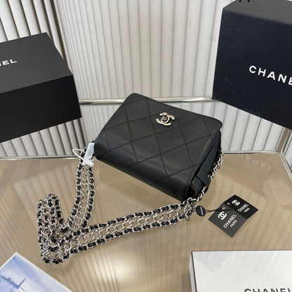 Black Luxury Design Chain Bag WLFBG23021721