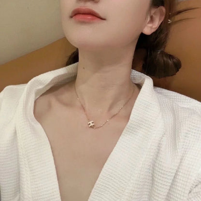 New Entry Luxury Enamel H Letter Clavicle Necklace 1024031209