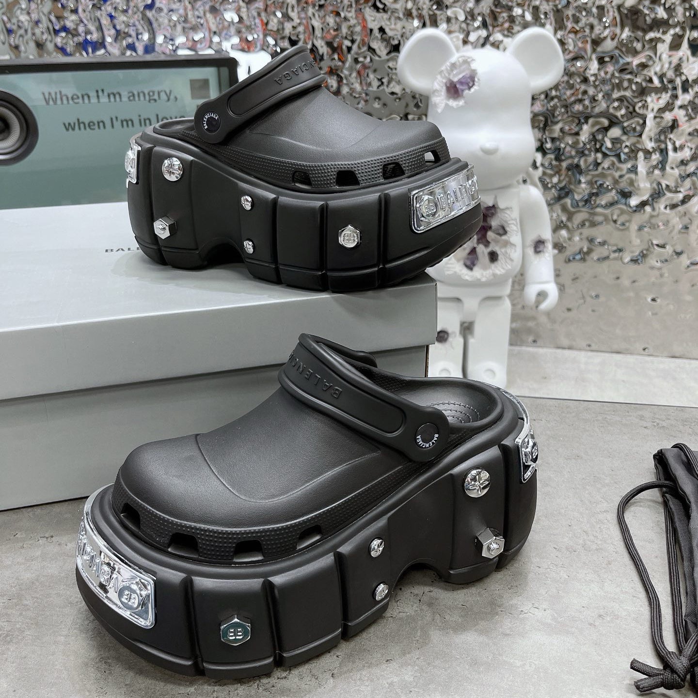 BB collaboration metal decorative thick-soled slippers 0724033101