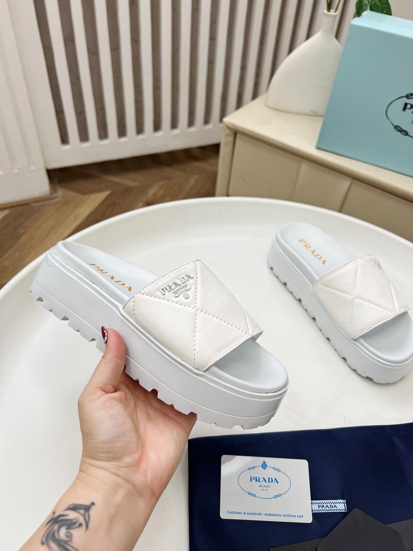 PRD new beach thick-soled slippers 0725061615