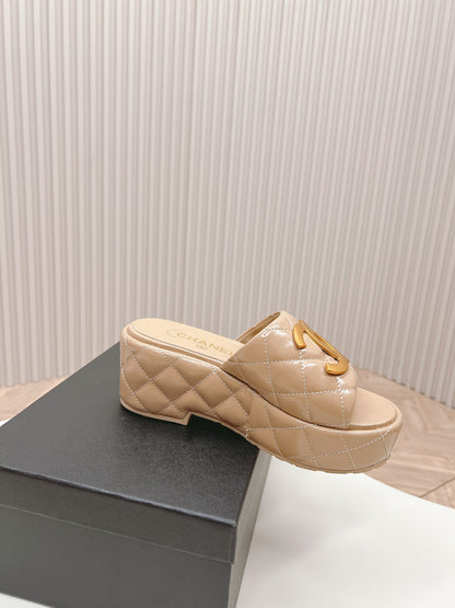 Chane1 top fashion thick-soled rhombus slippers 0724030812