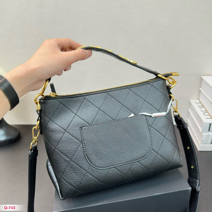 CNL zipper shoulder bag 1824062601