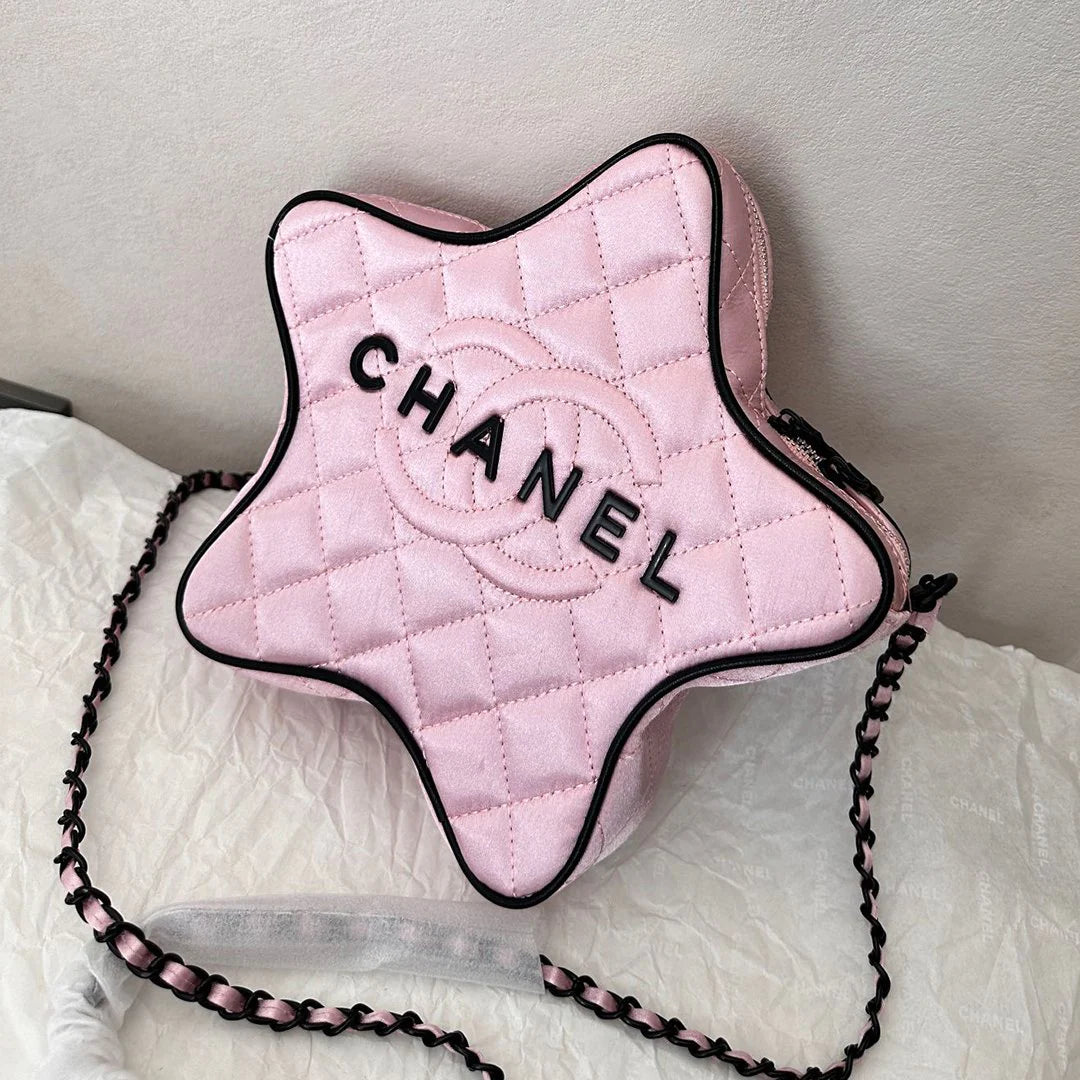 New fashion and versatile large-capacity star crossbody bag 1024022602