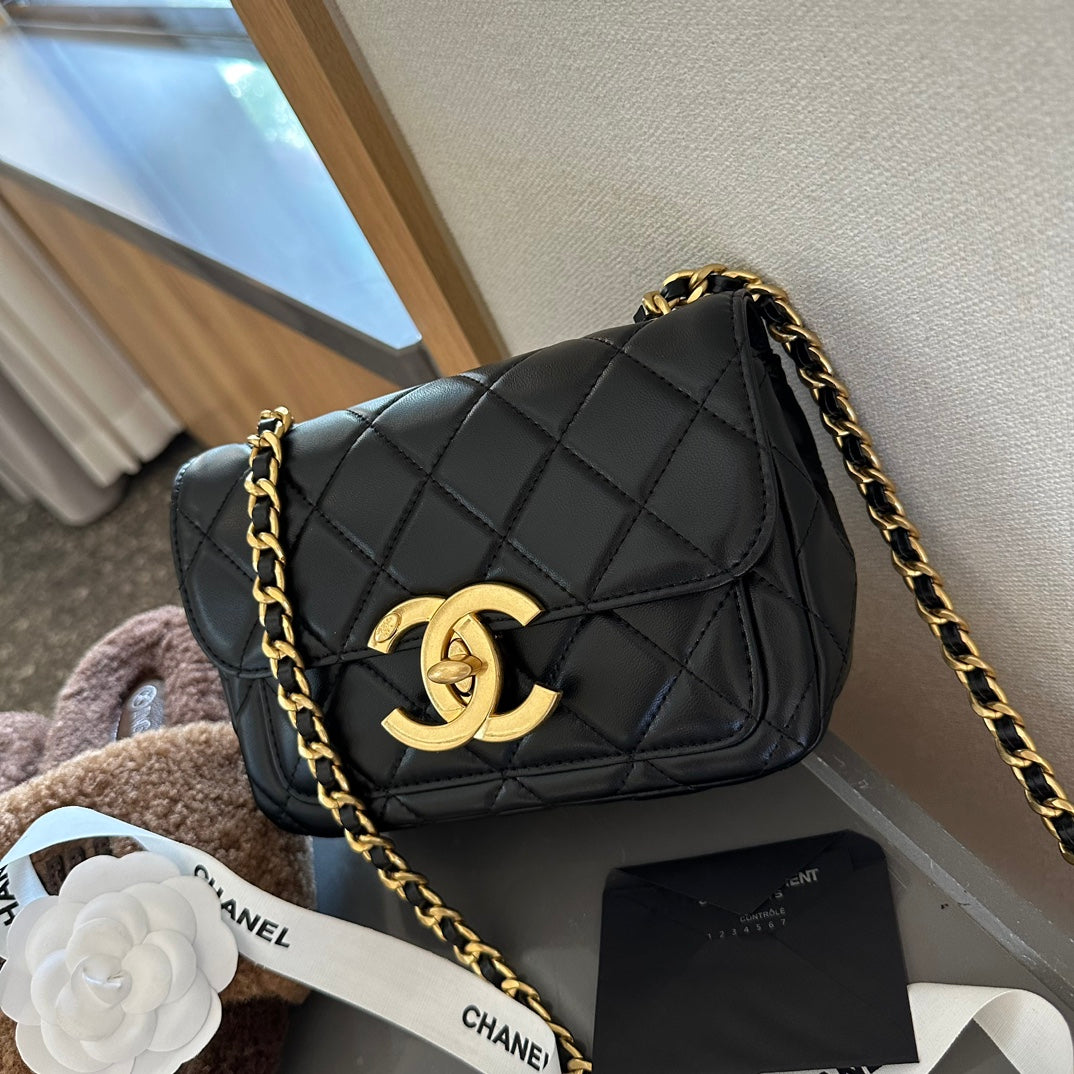 CNL New big logo diamond square fat bag 0724082603