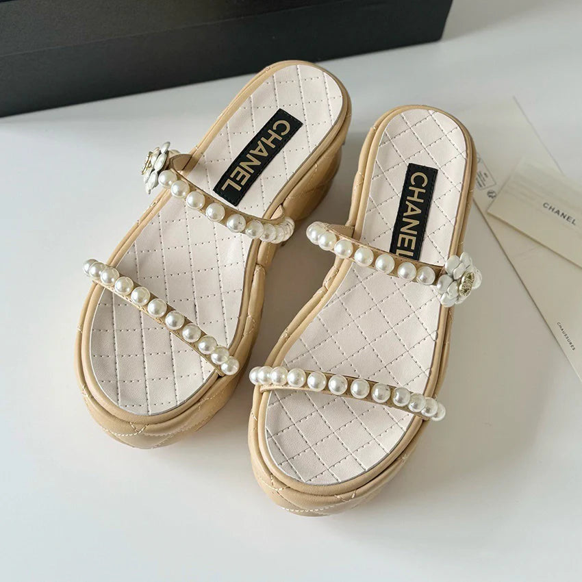 Fashion and versatile pearl sandals 1024052319