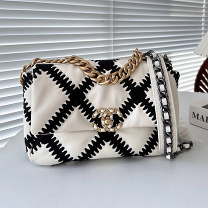 New fashionable versatile crossbody bag 1024012311