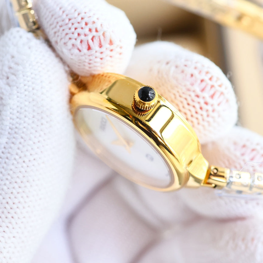 Classic Bracelet Watch 1025092618