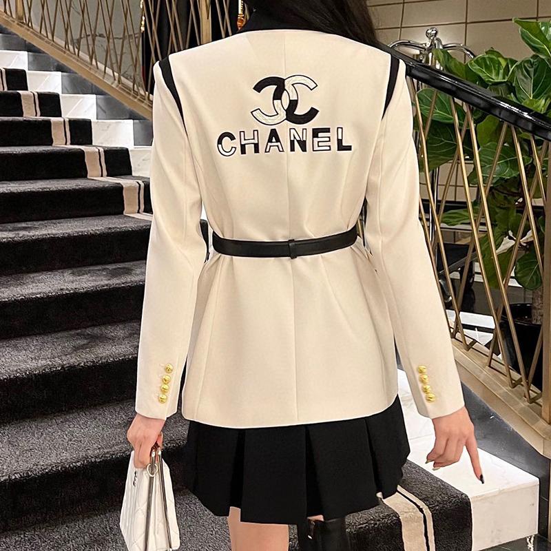 Fashion new women's casual coat 1023120401