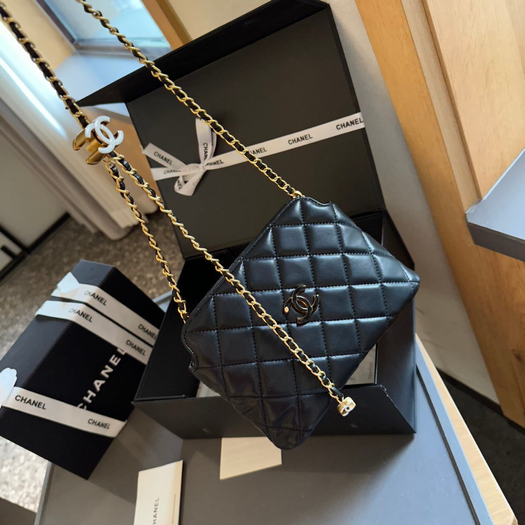 CH limited edition vintage bag fb0424091104