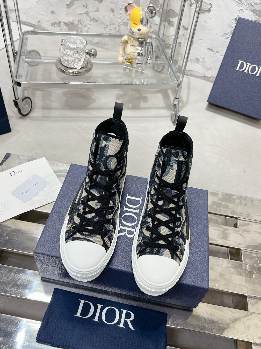 CD B23 High-Top Sneaker 1824120911