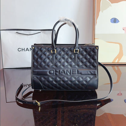 CHL Classic Tote XC24092508