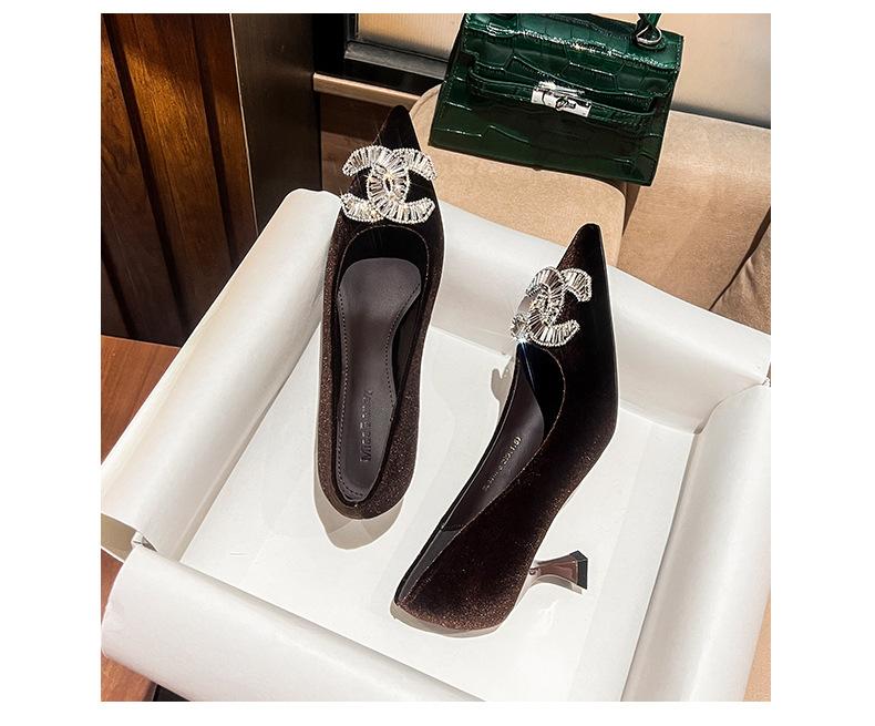 Fashion new versatile high heels 1023120518